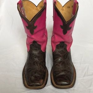 Logan Boot Co Boots